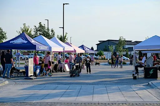 SO|ME Market at Pinnacle