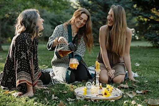 THE MEDICINE PICNIC: Root Medicine & Equinox Blessings