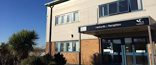 Jubilee Court - School Leavers' Open Evening / Noson Agored Ymadawyr Ysgol