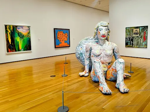 Guided Tour at the Akron Art Museum