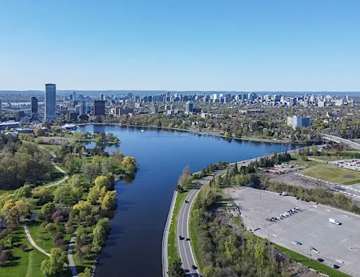 Dow's Lake, Arboretum & Hog's Back Falls Tour