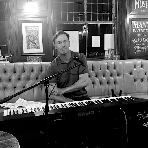 Connor Pianoman & Friends, LIVE