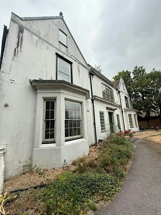 Ghost Hunt at the fabulous Wymering Manor.