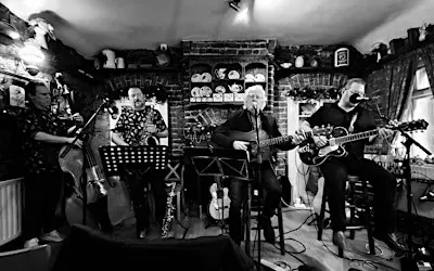 Tim McStay Keith Burke Olivier Ansaldi Dave Mooney 3rd Dec. Punchbowl