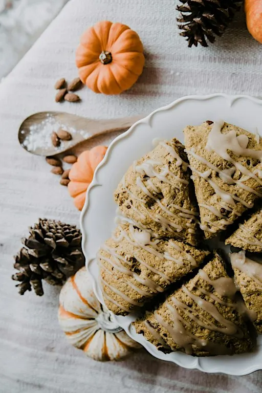 SCONES: SWEET AND SAVORY