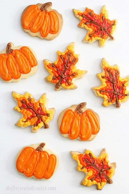 Little Autumn Club: Autumn Cookie Decorating