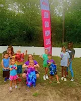 Kids Tie Dye in the Park