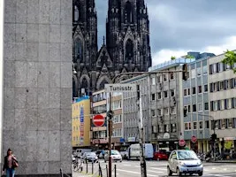Cologne Highlights Audio Tour: Old Town Treasures and Cathedral Wonders