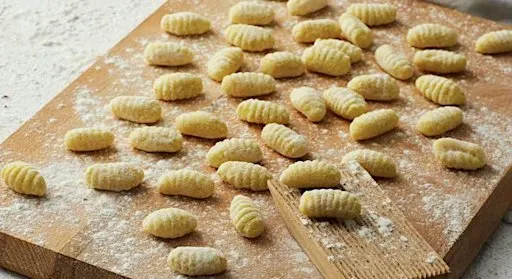 Chicken, Mushrooms & Broccoli with Homemade Cavatelli