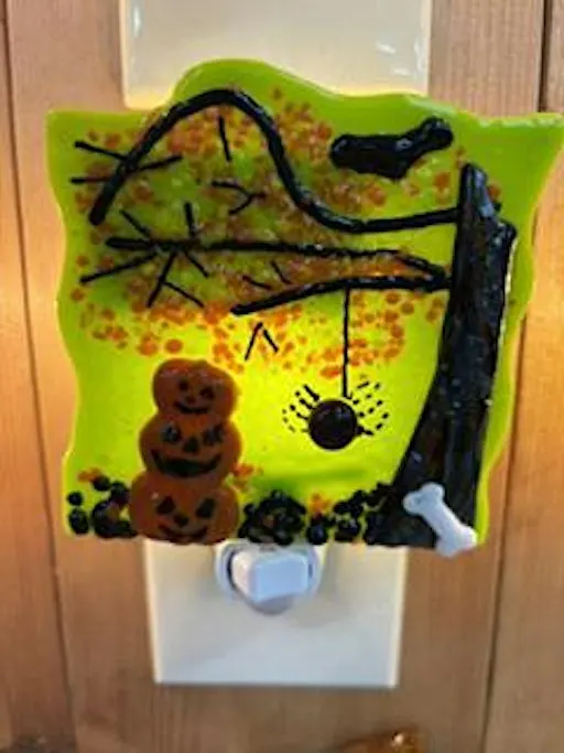If you DARE Glass Fused Halloween nightlight, tea light or suncatcher