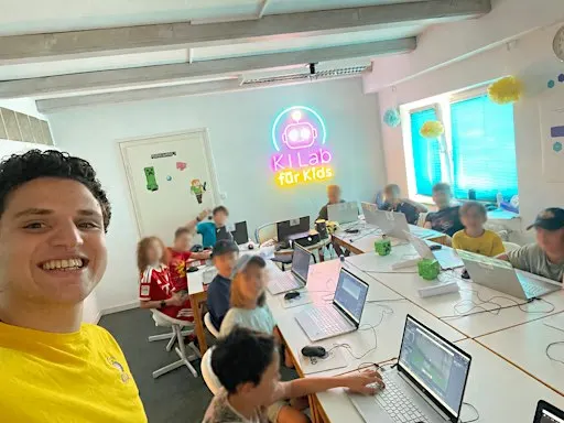 Minecraft Challenge Lab – Programmieren, Game Design & Pizza