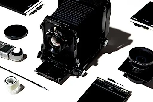 S/M/L: An Introduction to Analogue Camera Formats | Large Format