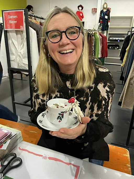 Kerzen-gießen in kleine Kaffeetassen-Workshop in Frankfurt