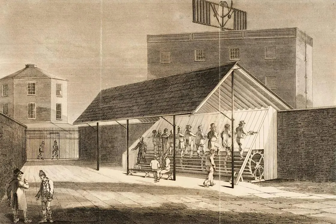 SALON NO.138: Prison London