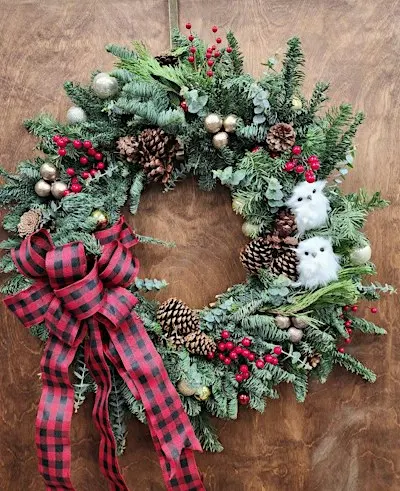 Signature Holiday Wreath Class