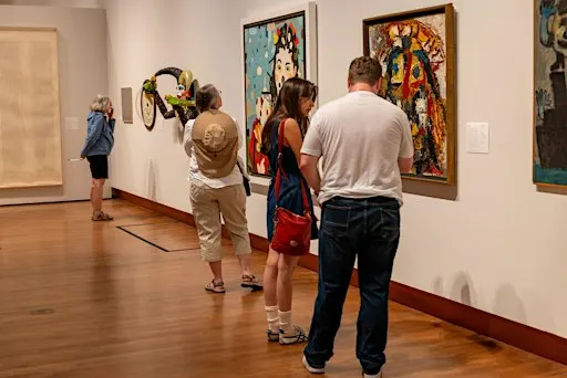 Drop-In Tour: Recollection: Exhibiting the Collection