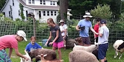 French Parent & Me at the Blue Button Farm in Easton(Ages 3–6)