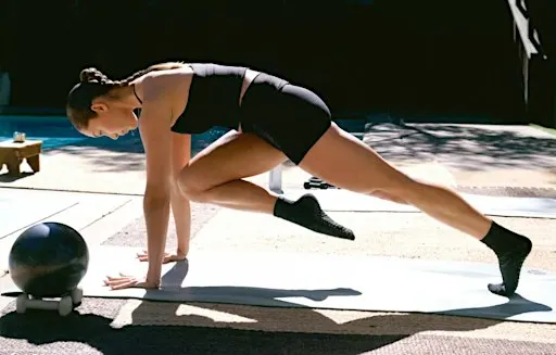 Move & Flow: Mat Pilates with BODYBAR at lululemon Summit Fair