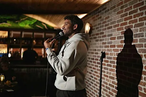 Comedy at 86 Cocktail Parlor