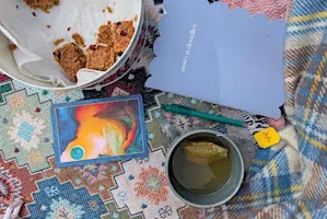 Women's Seasonal Circle