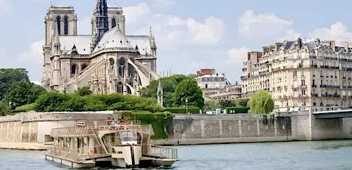 Paris Seine River Cruise | 1-Hour Sightseeing Boat Tour with Audio Guide
