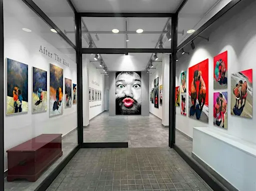 Después del beso – Exposición individual de arte de Attilio Chien
