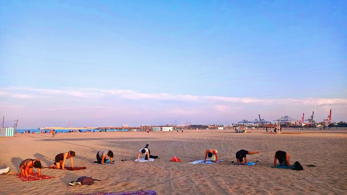 PILATES + ATARDECER / SUNSET + VALENCIA PLAYA / BEACH ✨