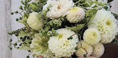 Handtied/Dahlia Bouquet Class