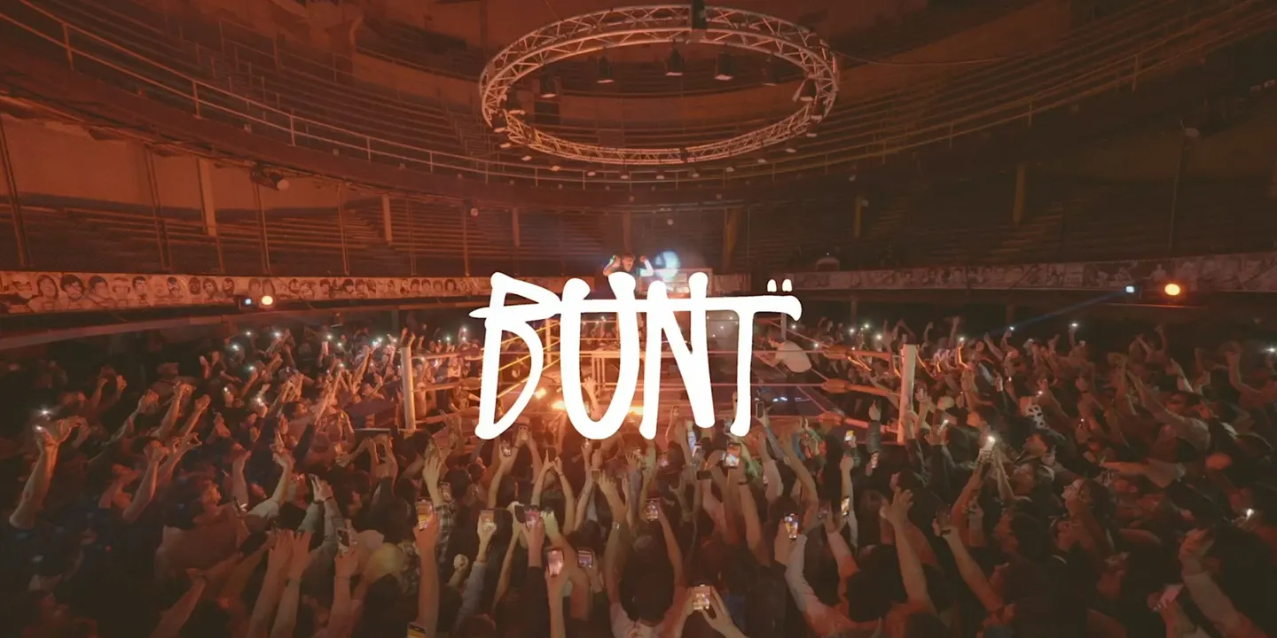 BUNT. @ TBH