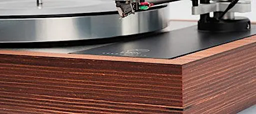 Linn LP12, die Legende spielt besser als je zuvor