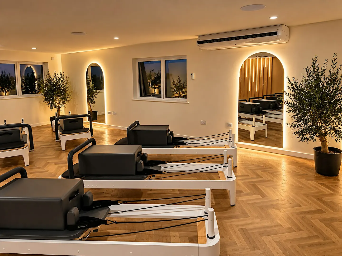 Reformer Pilates @ LINEA, Fife -Mon 26th Oct (6pm - 6:45pm or 7pm - 7:45pm)