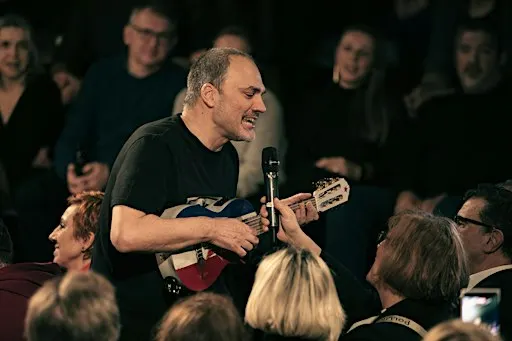 Soundtrack einer Yugend Stand-up-Musical von und mit Danko Rabrenović