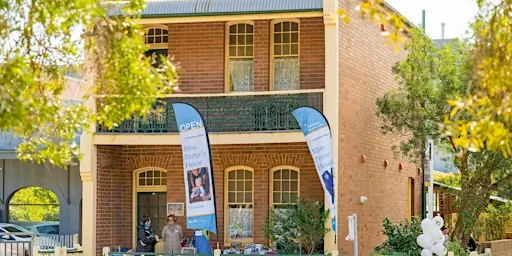 Miss Porter’s House - General Entry