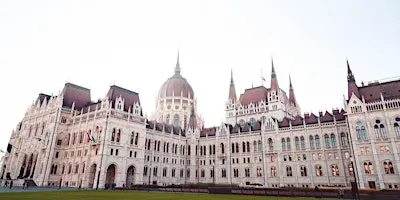Budapest Historical Sightseeing Free Walking Tour