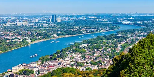 Discover Bonn’s hidden treasures with a scavenger hunt by World City Trail!