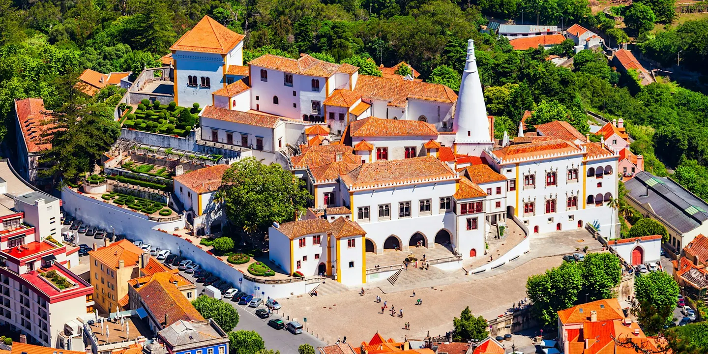 Discover Sintra with a captivating scavenger hunt by World City Trail!