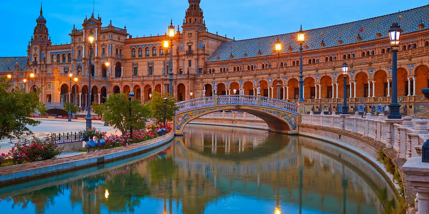 Unveil Seville with a vibrant scavenger hunt by World City Trail!