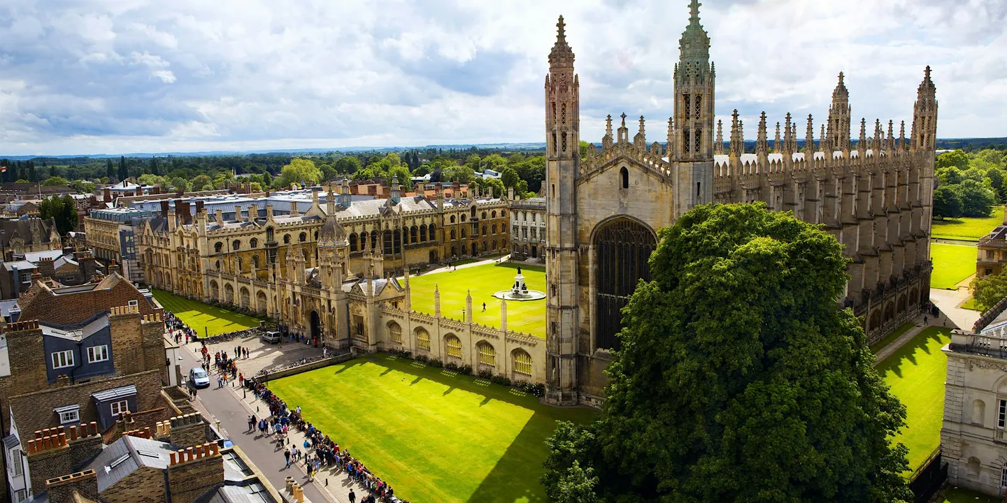 Uncover Cambridge’s secrets with a thrilling escape game!