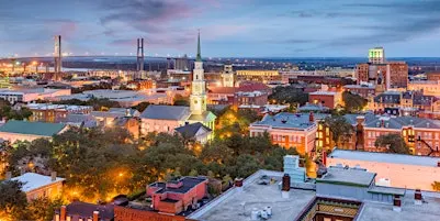 Discover Savannah’s wonders with a scavenger hunt by World City Trail!