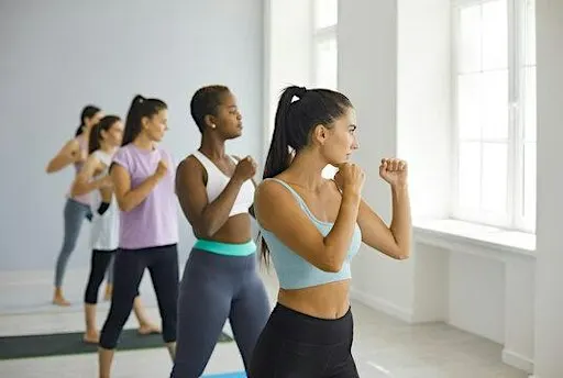 Women's self-defense class