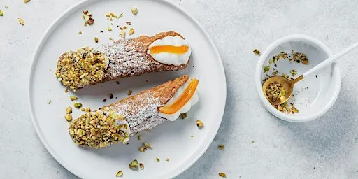 Family Fun: Sicilian Cannoli