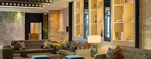 Barcelona Entrepreneurs • Friday Meetup