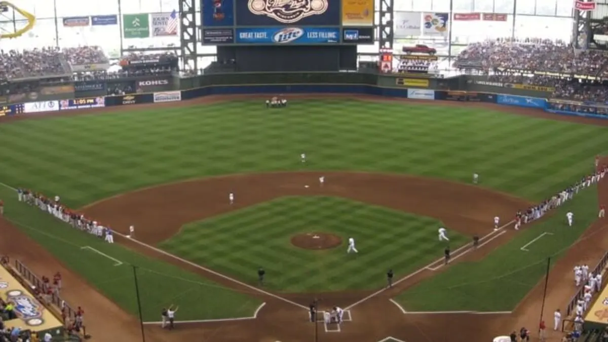 Milwaukee Brewers vs. Chicago Cubs