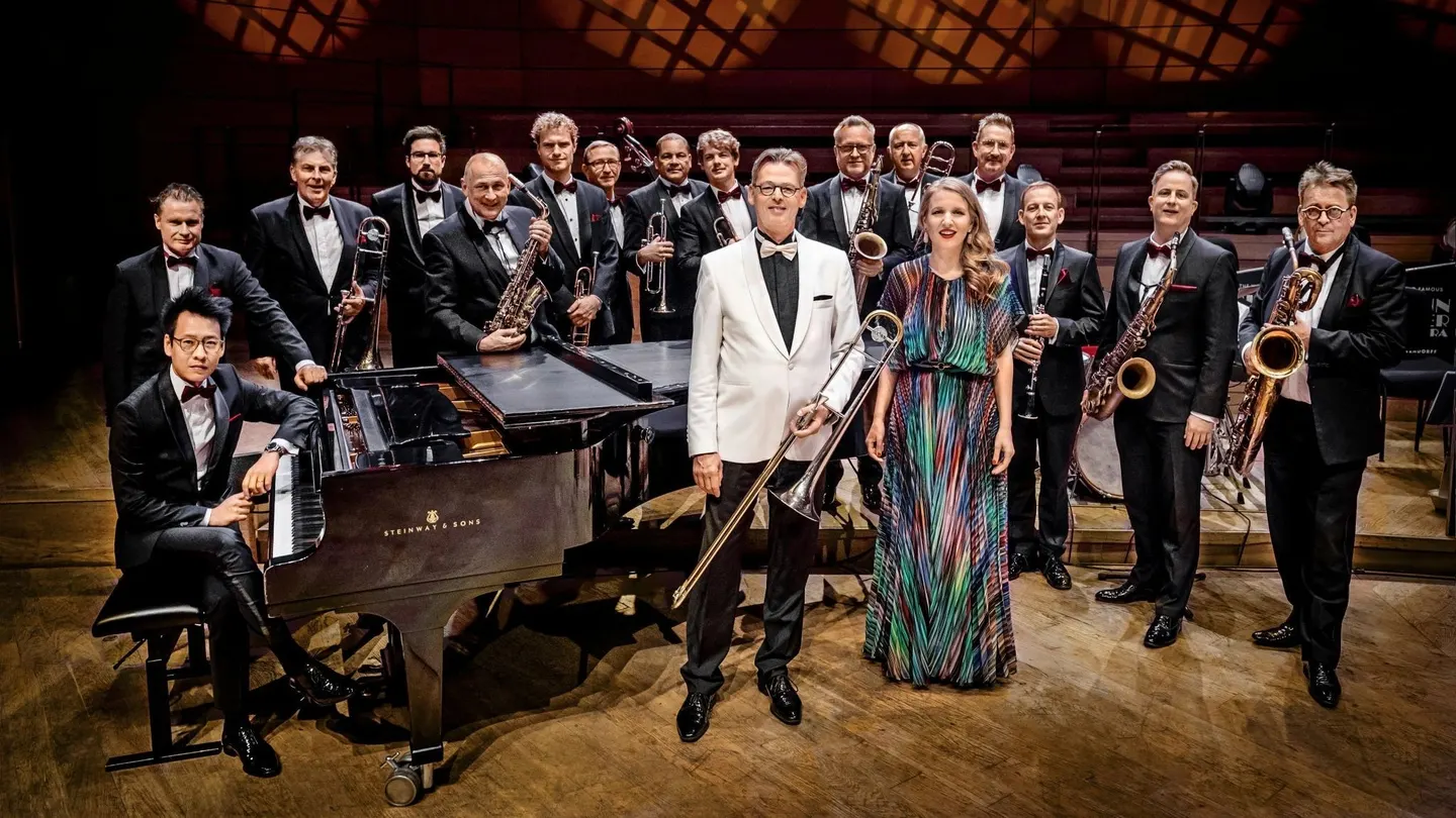 Glenn Miller Orchestra - Tour "Swing Forever"