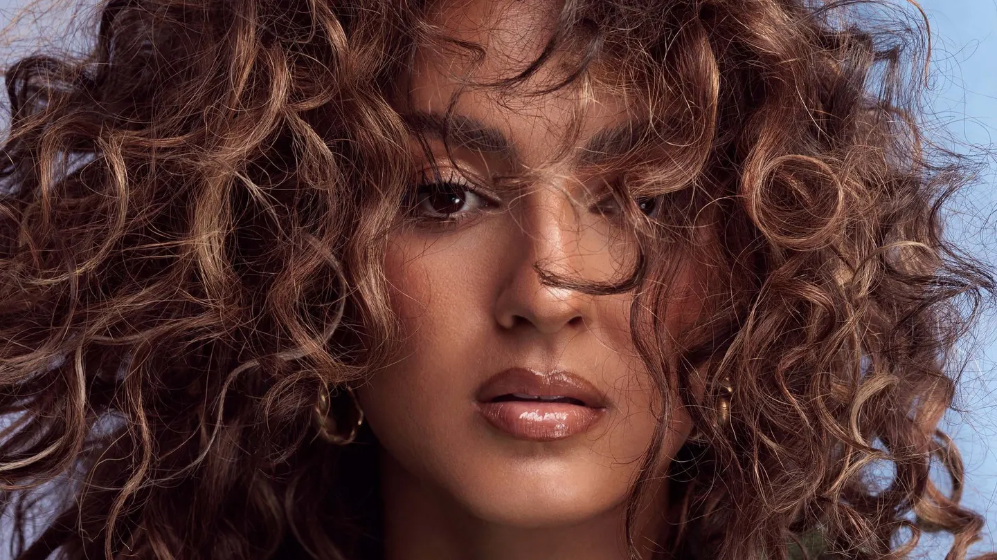 Tori Kelly - God Must Really Love Me Europe Tour