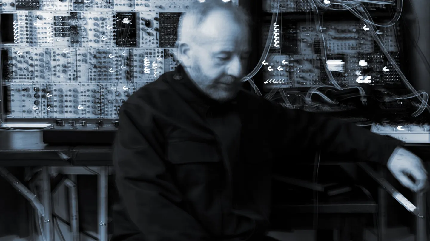Drew McDowall (SCO) + support: Alto Aria