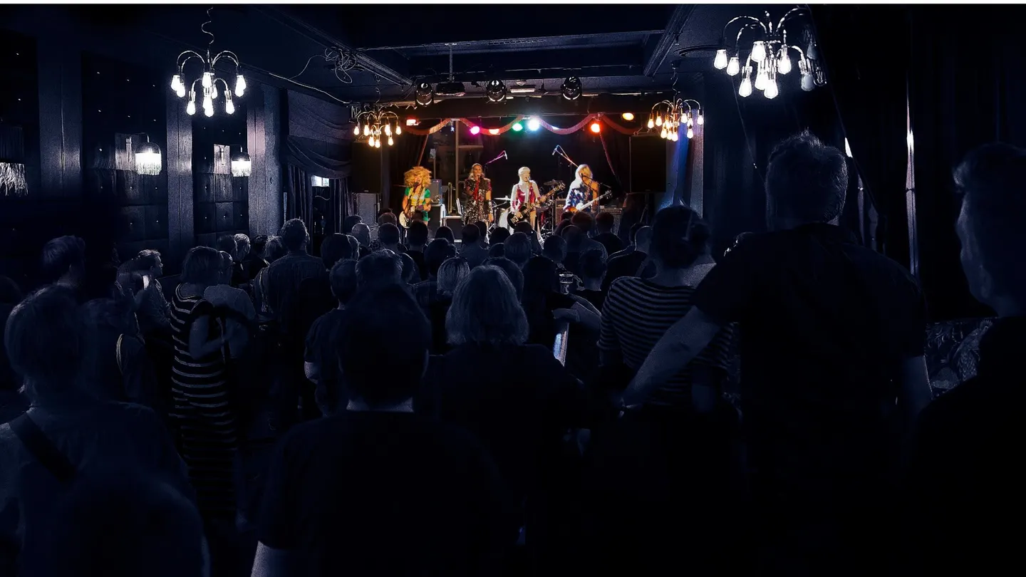 COCKTAIL SLIPPERS 25-ÅRS JUBILEUM OG KONSERTFEST!