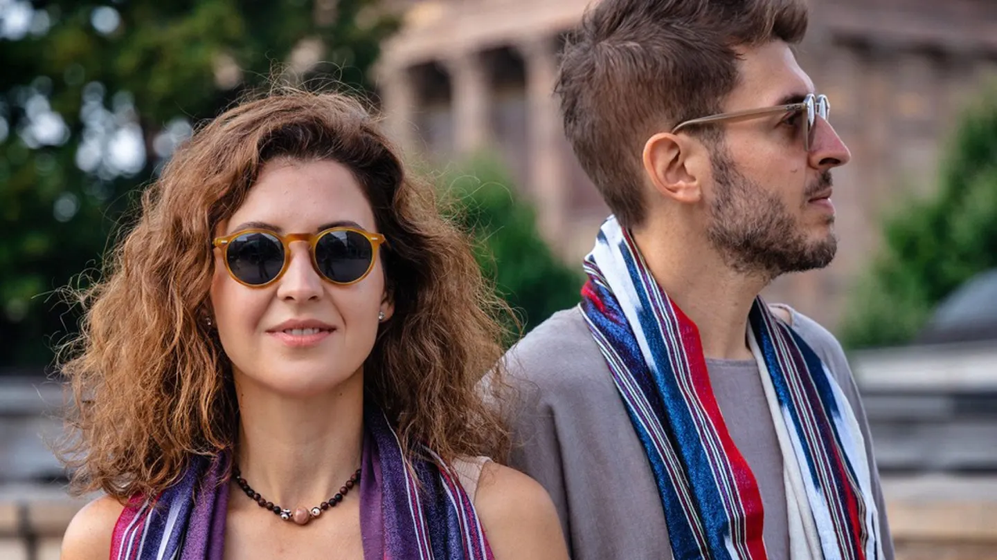 SANTI & TUGCE