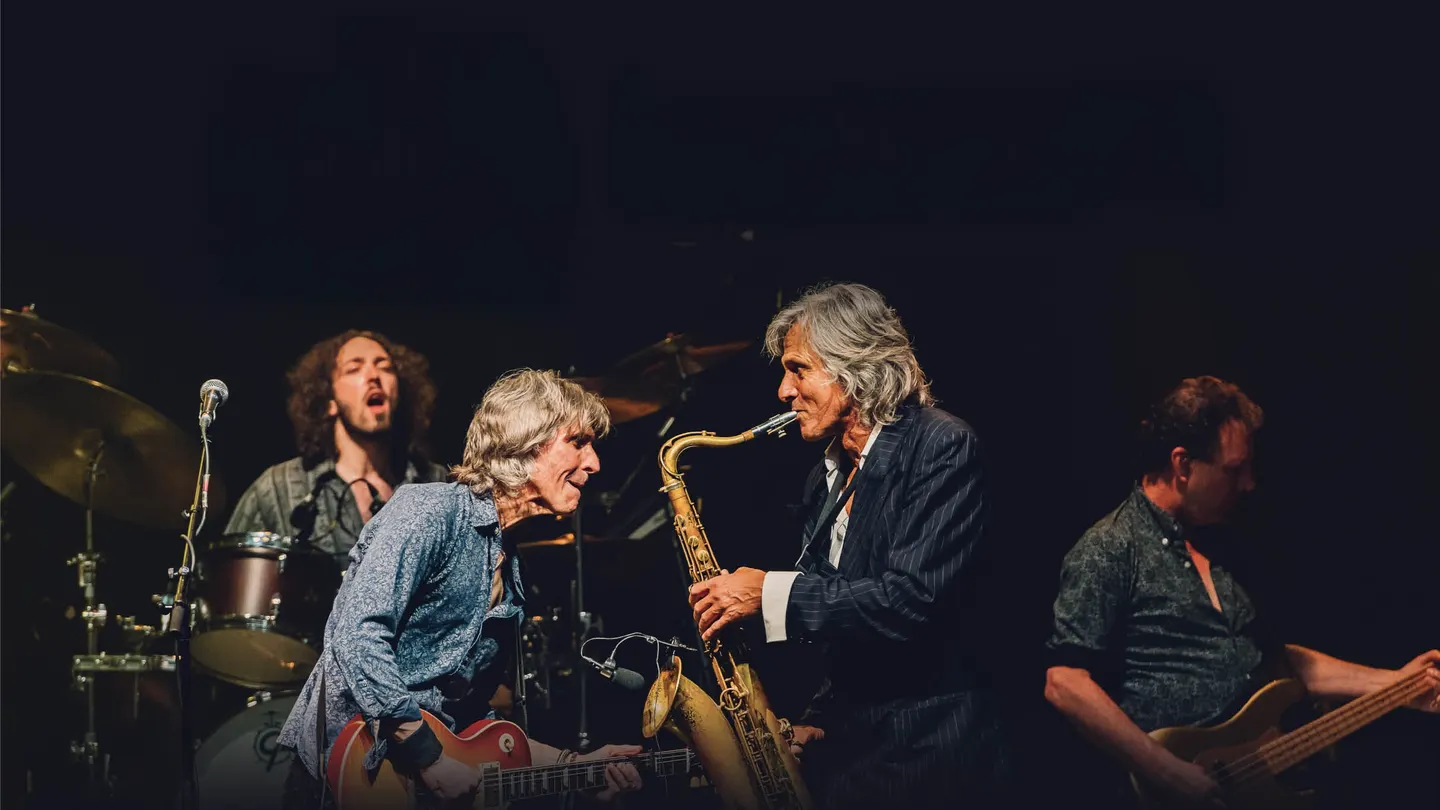 The Dire Straits Experience