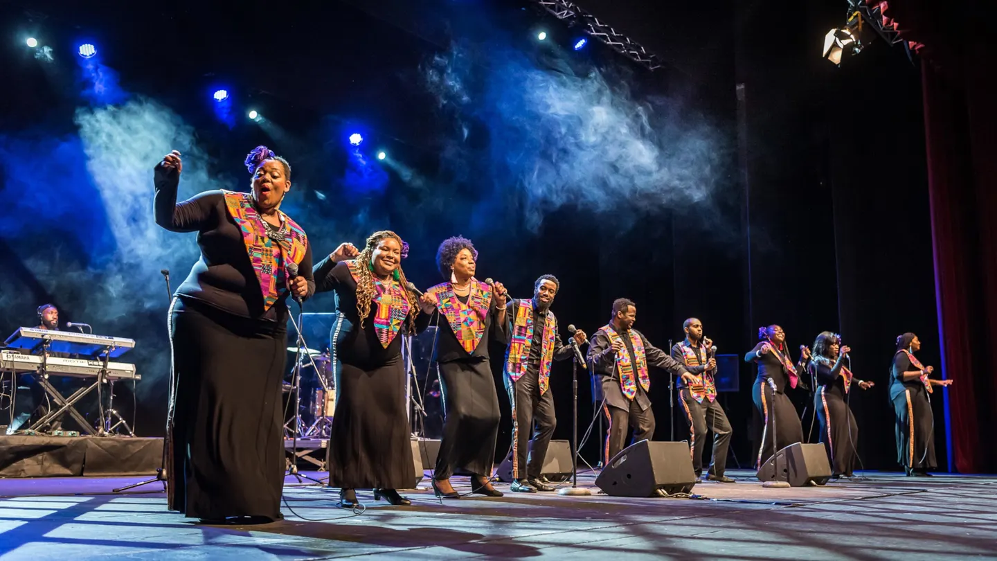 The World Famous Harlem Gospel Choir - Christmas Show